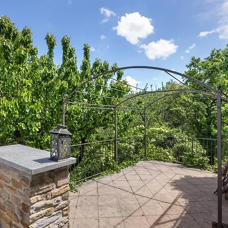 Casa Bardacchino 게스트하우스 3*